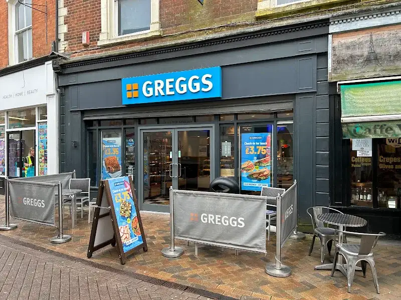 Greggs Banbury 17 High Street