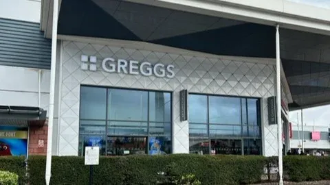 Greggs Birmingham U9B3 Fort Shopping Park Fort Parkway