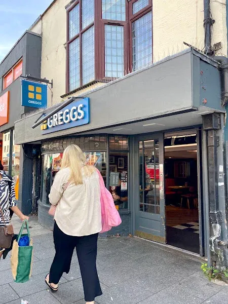 Greggs Brentwood 68/70 High Street