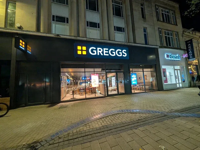 Greggs Bristol UCG12 The Galleries