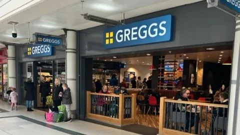 Greggs Burton upon Trent U2/3 Cooper Square Shopping Centre
