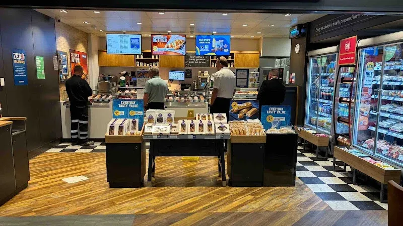 Greggs Carlisle M6 Southbound, Between J41/42 Moto Main Building South