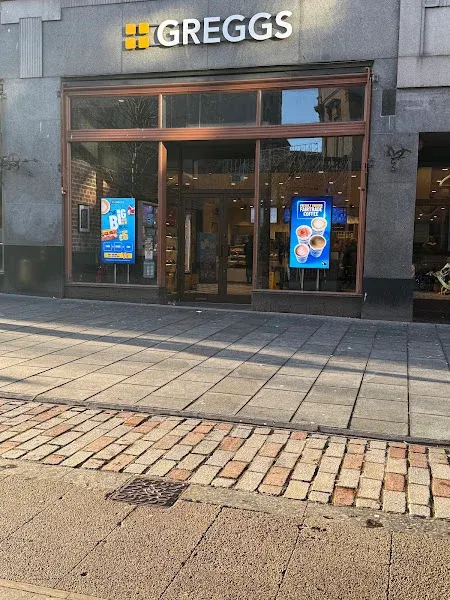 Greggs Dundee 80 High Street