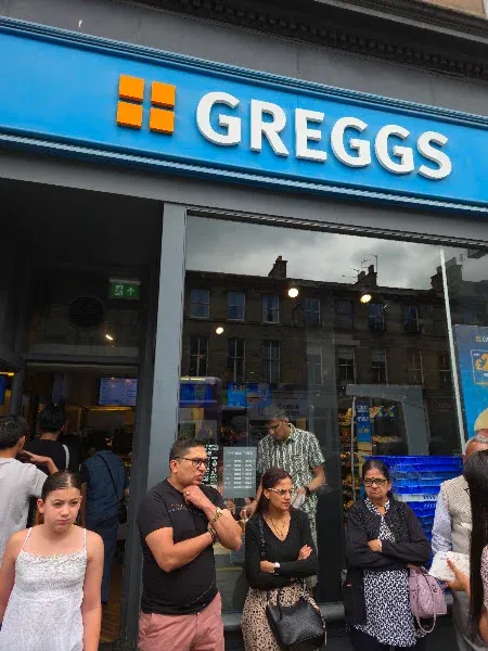 Greggs Edinburgh 17 West Maitland Street