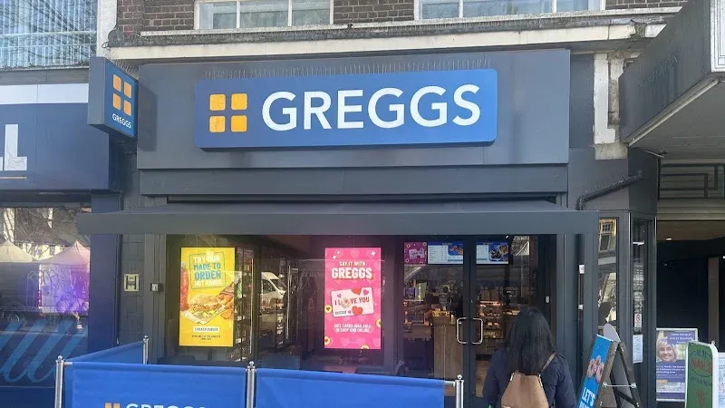 Greggs Edinburgh U6 Edinburgh West Retail Park Chesser Road