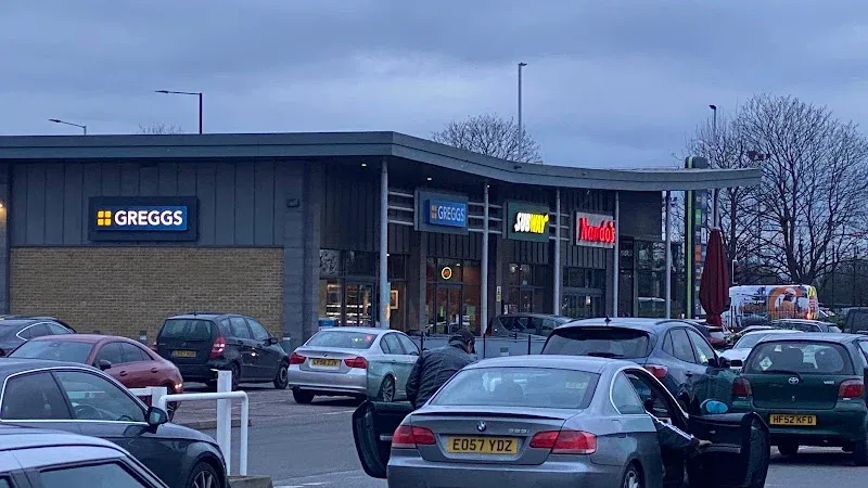 Greggs Enfield U9A Enfield Retail Park 5 Crown Road