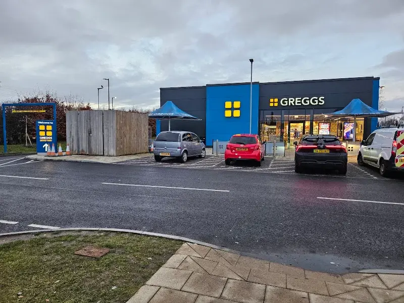 Greggs Eskbank Eskbank Roundabout Drive Thru Bonnyrigg Road