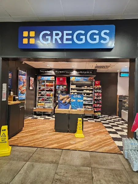 Greggs Feltham Clockhouse Lane