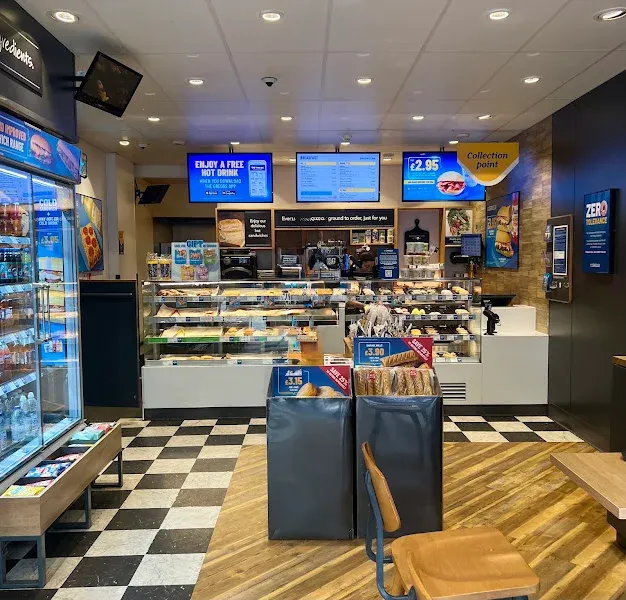 Greggs Glasgow 453 Paisley Road