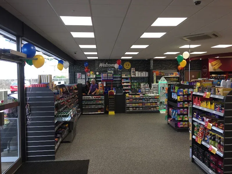Greggs Glasgow Esso Hogganfield Loch Service Station 1628 Cumbernauld Road