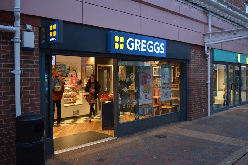 Greggs Grantham U3 Isaac Newton Centre