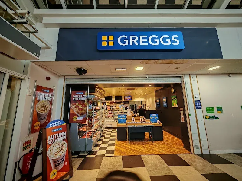 Greggs Heston M4 East, Between J2/3 Moto Main Building West Phoenix Way