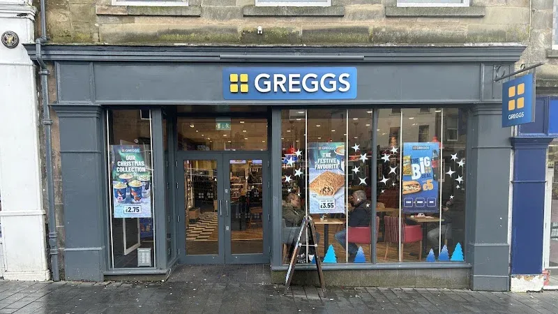 Greggs Lanark U2 40/42 High Street