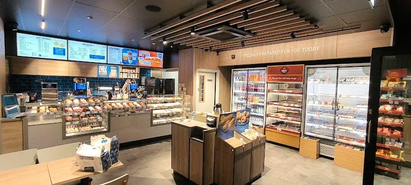 Greggs Leeds U6 St Georges Retail Park