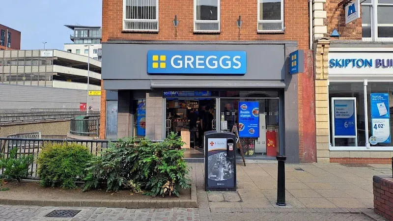 Greggs Lincoln 188 High Street