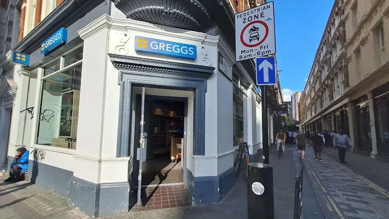 Greggs London 154 Bishopsgate