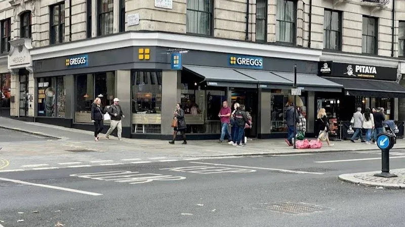 Greggs London 421/422 Strand