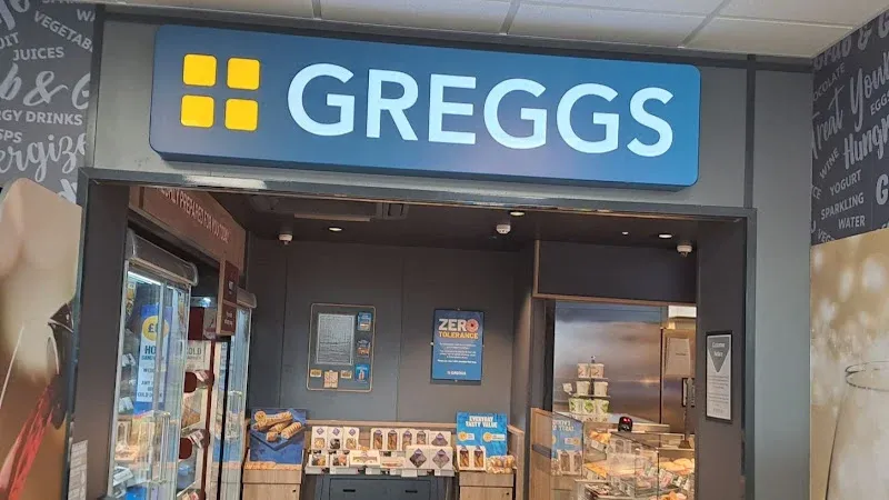 Greggs Reading BP Reading Service Station Rose Kiln Lane