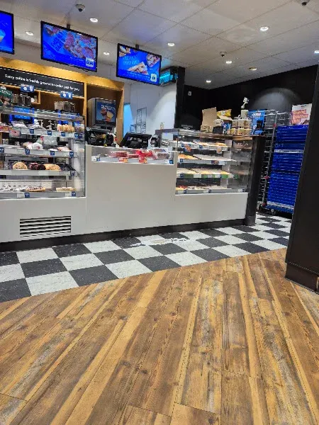 Greggs Risca U1 43A Tredegar Street