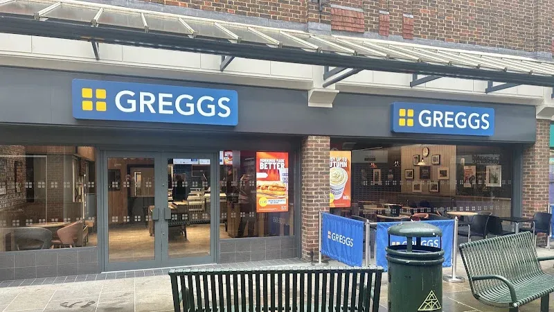 Greggs Salisbury Old George Mall 49/51