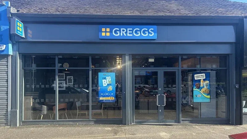 Greggs Scotstoun 1586/1588 Dumbarton Road