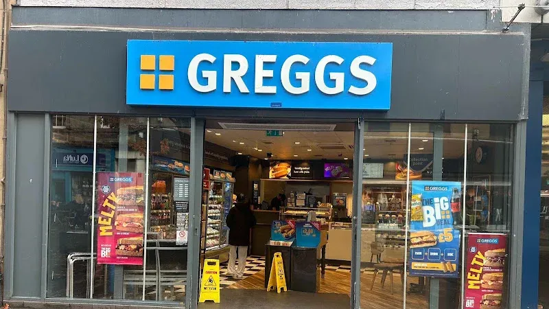Greggs Stirling U48 Thistles Shopping Centre 33 Port Street