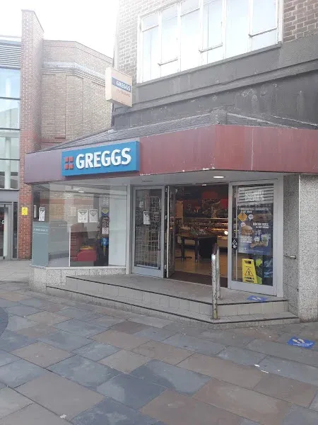 Greggs Wakefield Ridings Centre 5/7 Westgate