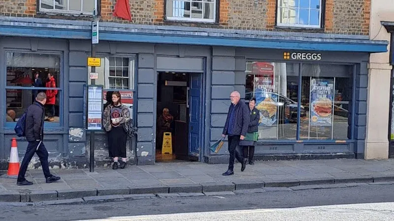 Greggs Wallingford 5/6 Market Place