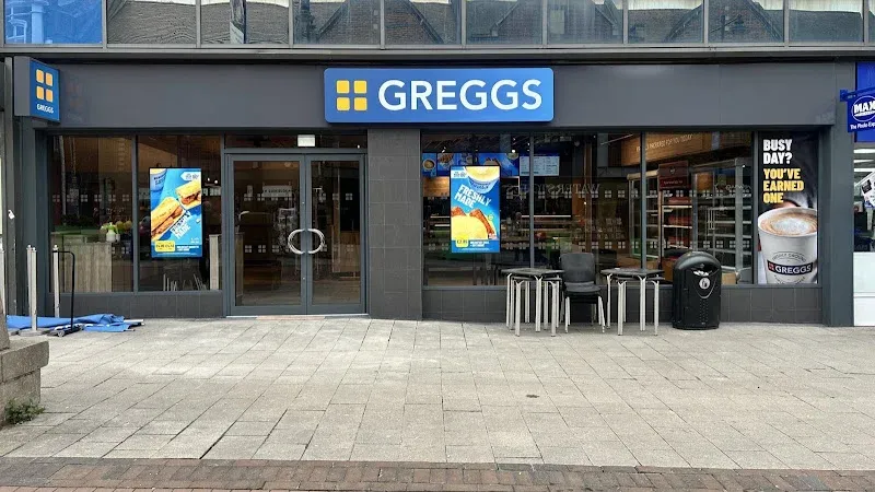 Greggs Walsall Park Place Shopping Centre 62/64 Park Street